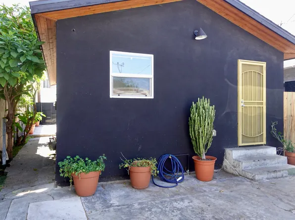 8725 S San Pedro St, Los Angeles, CA 90003