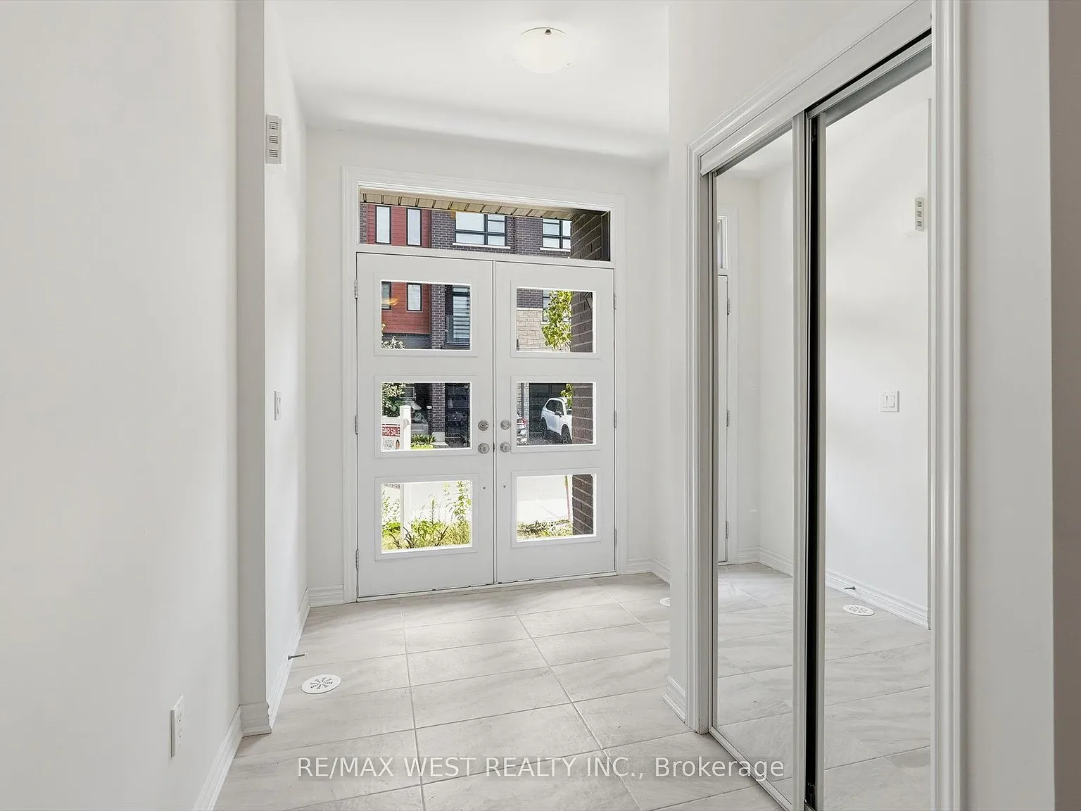 4 bed, $3,300 — Photo 4