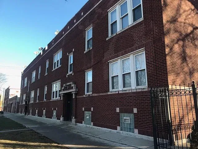 Newly Rehabbed 2 Bed Unit in Chicago | 1307 N Keeler Ave | $1550/mo — Photo 1