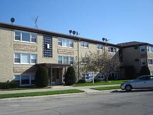 1st image of 50 Conti Pkwy #1C
