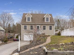 30 Oneil St, South Portland, ME 04106