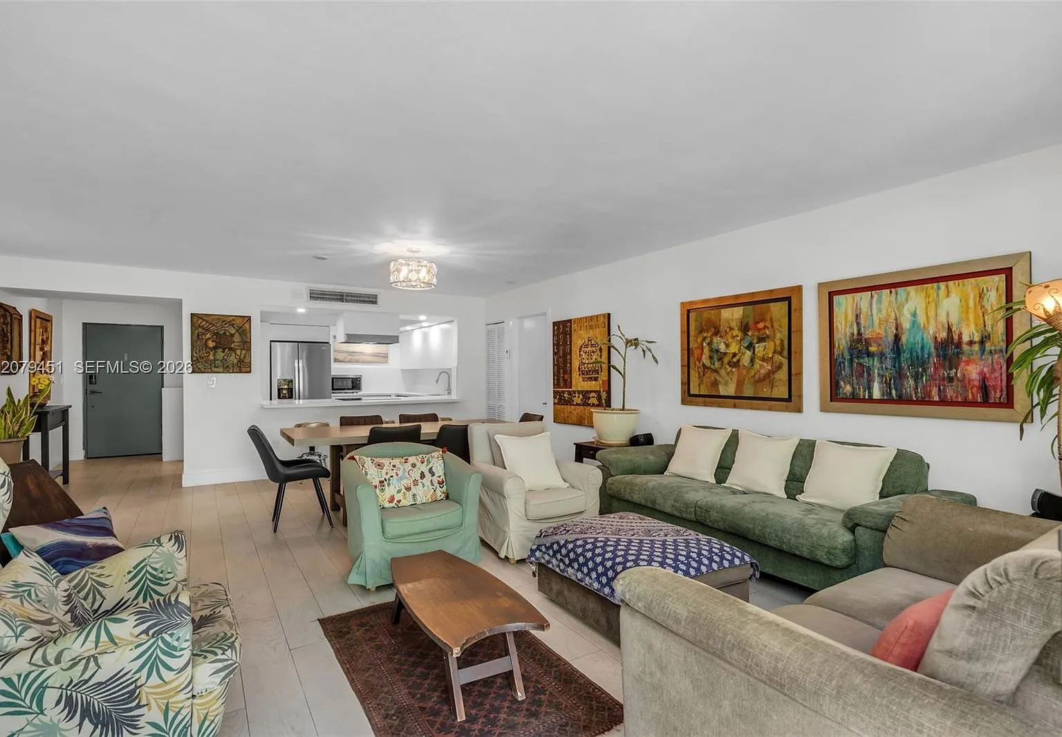 Ocean Village Condo — Photo 3