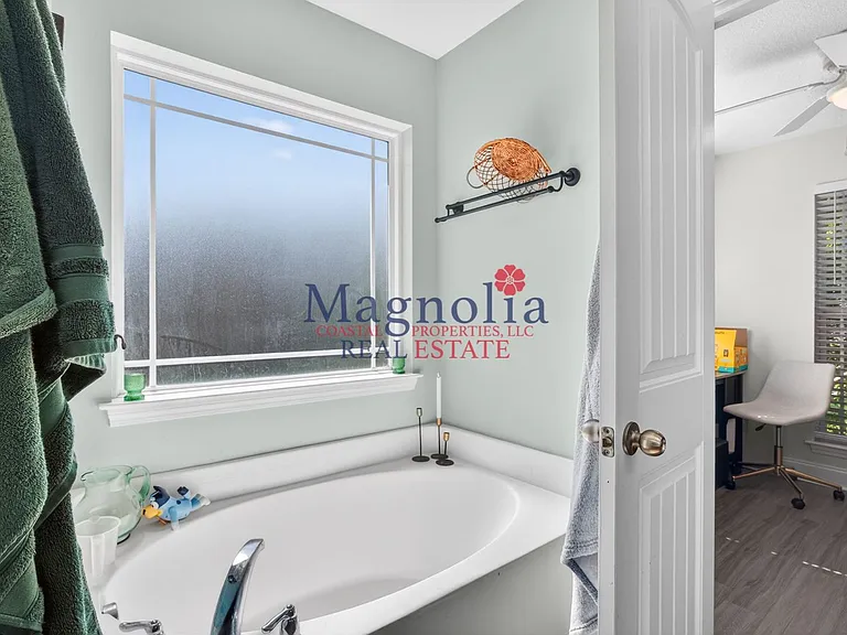 268 Scarlett Ln — Photo 20