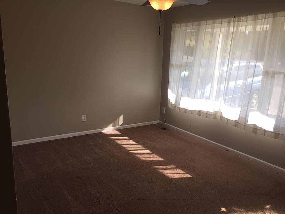 1st image of 29 Ricklan Dr