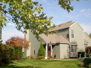7274 Harbour Isle, Indianapolis, IN