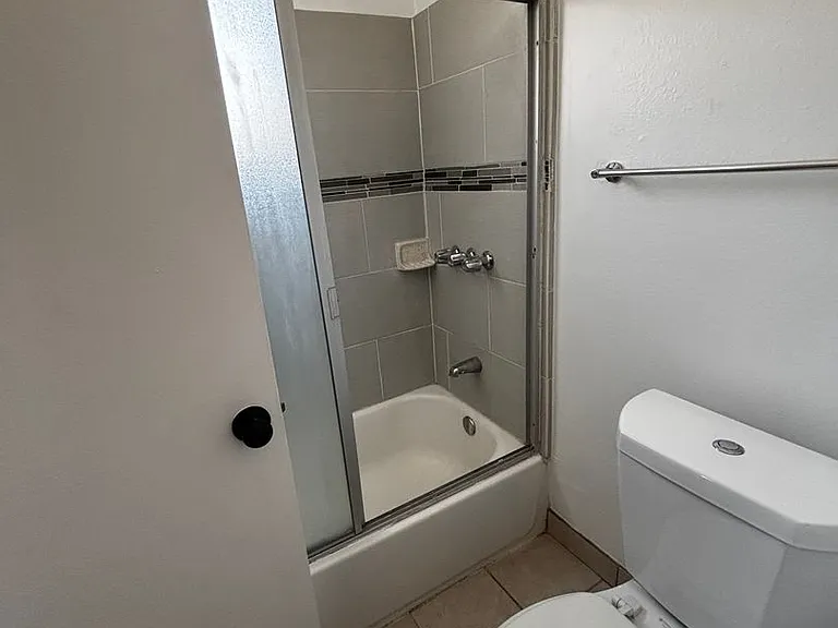 1765 Magnolia Ave — Photo 14