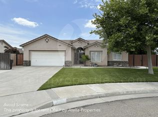 2860 Ridgecrest Ct, Hanford, CA 93230