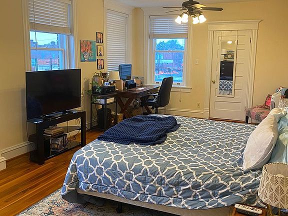 4th image of 3005 Monument Ave APT 3