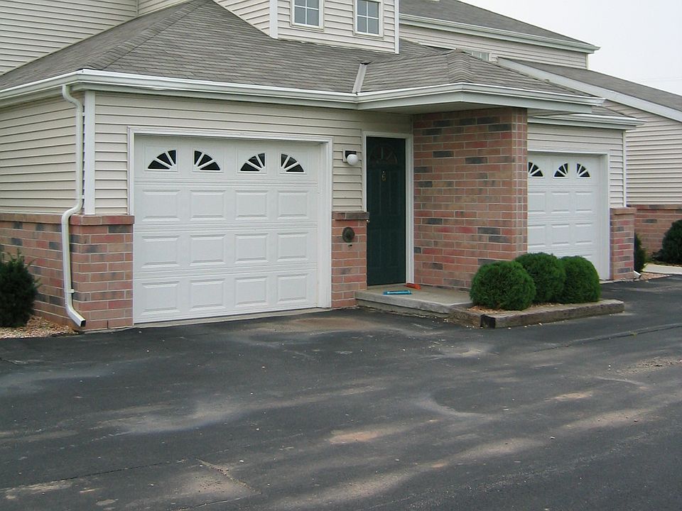 Apartment entrance and garage