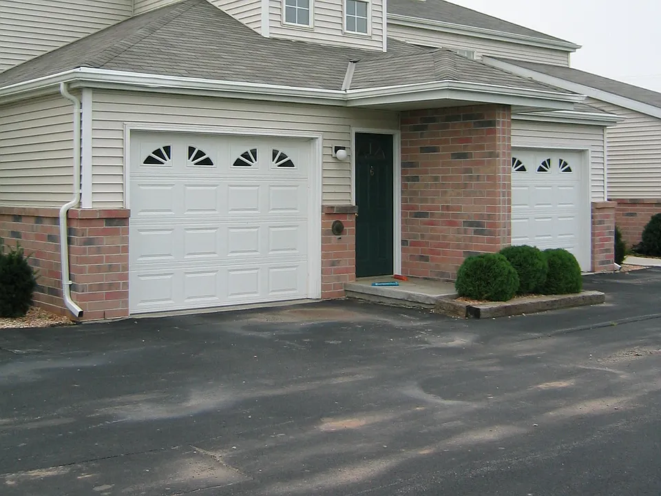 891 S Irish Rd #3