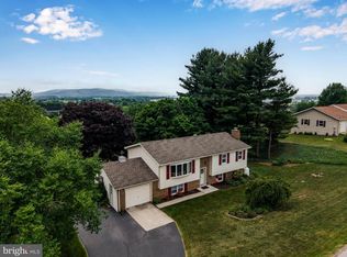 1774 S York St, Mechanicsburg, PA 17055