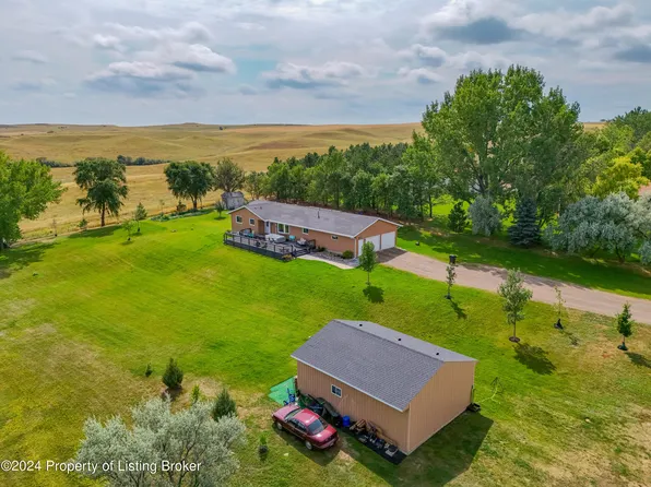 10336 Highway 10, Dickinson, ND 58601