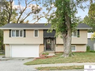 4218 N 84th St, Omaha, NE 68134