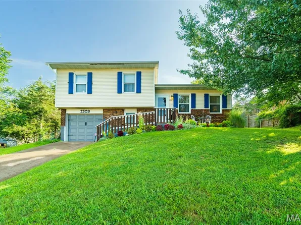 1309 Truman Ave, Rolla, MO 65401