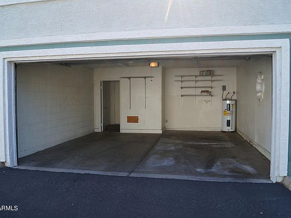 3rd image of 8701 N Shadow Ln