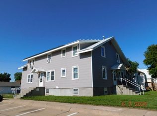 616 W B St APT 3, Ogallala, NE 69153