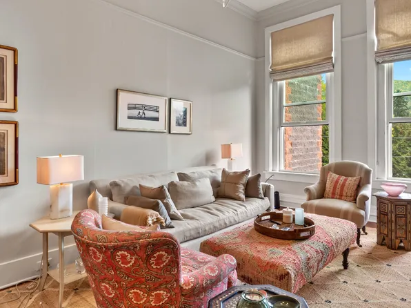 281 Main St APT 2B, Great Barrington, MA 01230