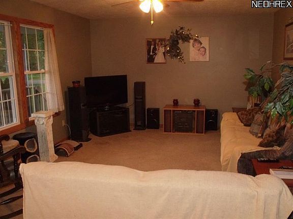 5th image of 4623 Albert Ave
