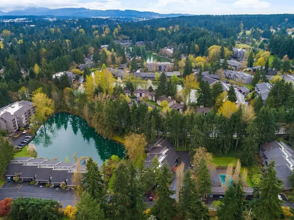 6582 137th Avenue NE #414, Redmond, WA 98052