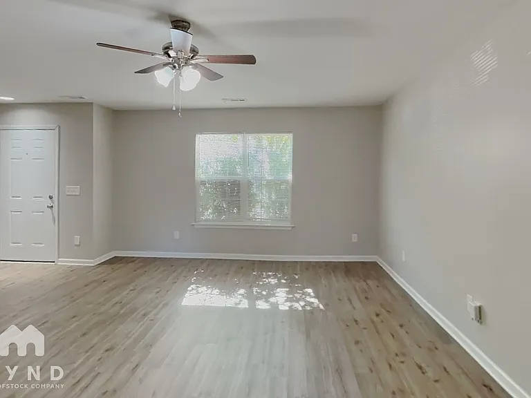 2536 Reid Oaks Dr — Photo 3