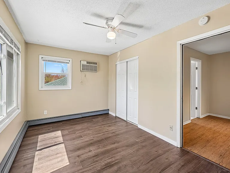 17256 Kenyon St NE #2 — Photo 6