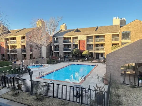 600 NW 4th St APT 220, Oklahoma City, OK 73102
