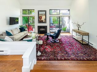 2324 W 6th Ave #Townhouse, Vancouver, BC V6K 1V9