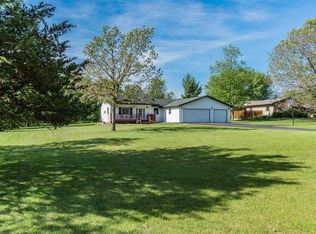 E11935 Bent Tree Dr, Baraboo, WI 53913