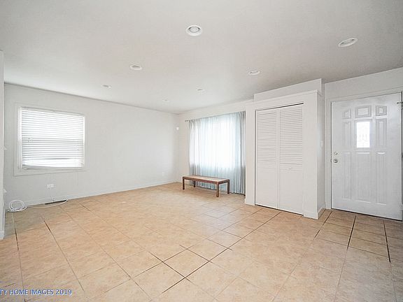 4th image of 17303 71st Ct