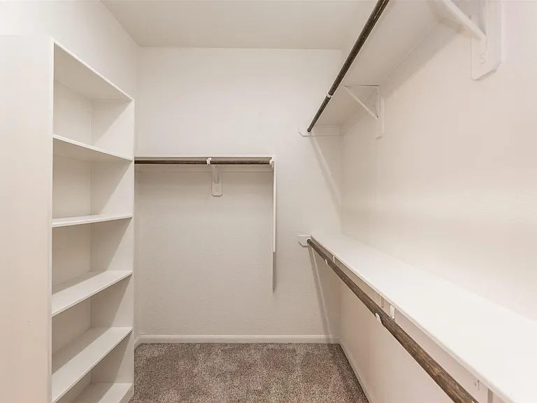 24943 Blue Mountain Park Ln — Photo 23