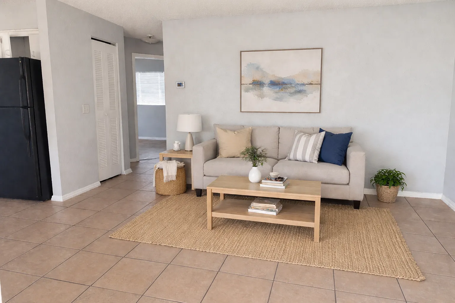 2 bed, 784 sqft, $1,150 — Photo 1