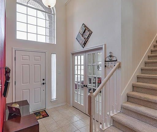 5th image of 2203 Savannah Dr