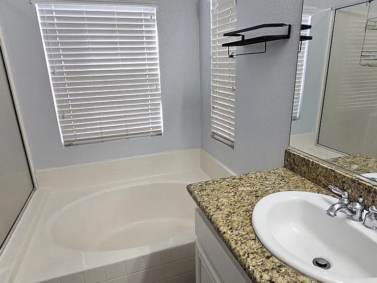 3200 Paseo De Fuentes — Photo 14