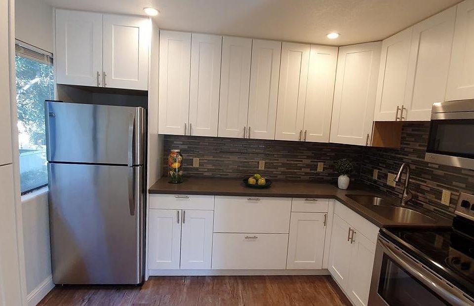 1st image of 954 Kiely Blvd Unit G