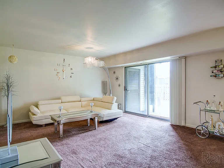 Camelot Apartments — Photo 8