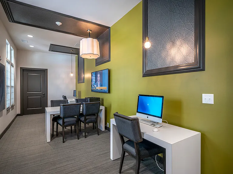 Waterstone at Hamburg Apartments — Photo 5