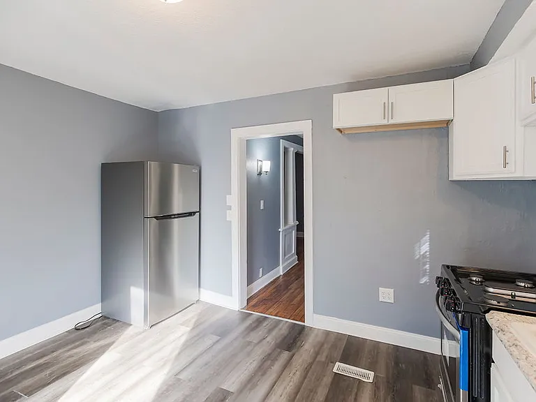 5424 Bellefontaine Ave — Photo 12