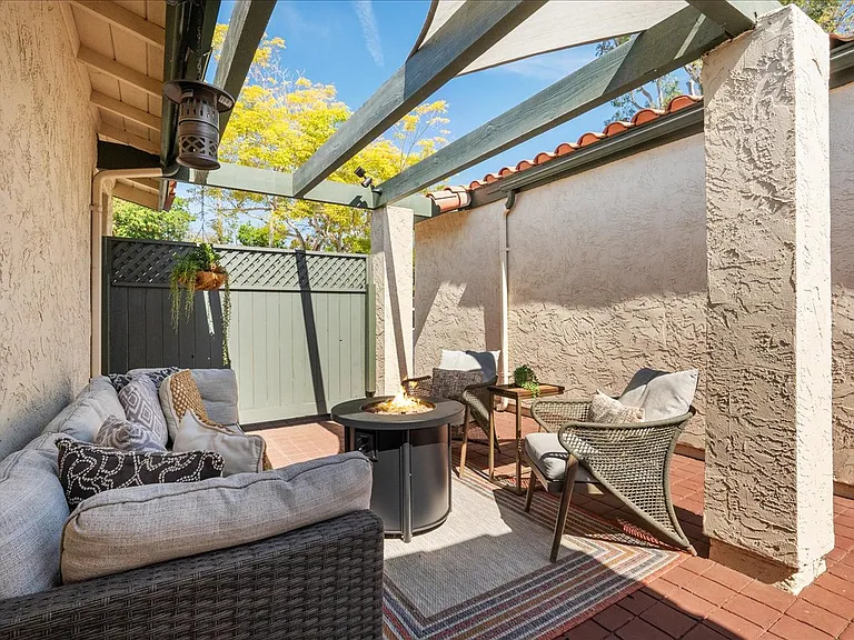 7039 Camino Pacheco — Photo 21