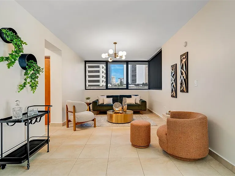 120 Chardon Ave #302 — Photo 5