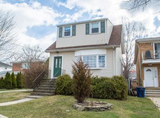 738 Woodrow Rd, Staten Island, NY 10312