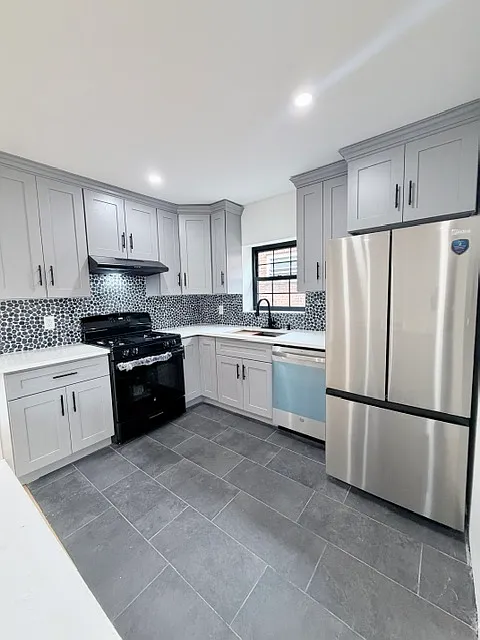 2 bed, 1350 sqft, $3,590 — Photo 4