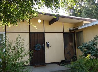 1026 S Whitney Dr, Visalia, CA 93277