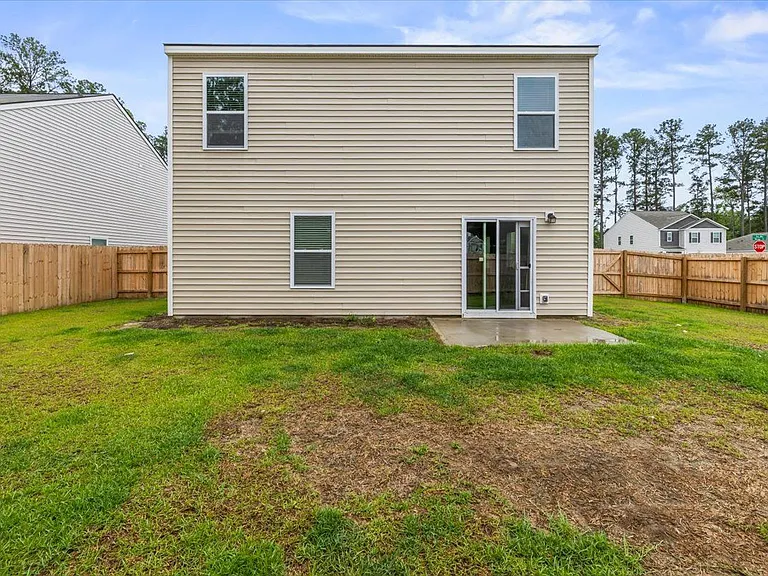 214 Ellie Way — Photo 32