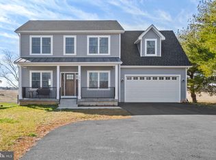 3962 Golf Course Rd, Martinsburg, WV 25405