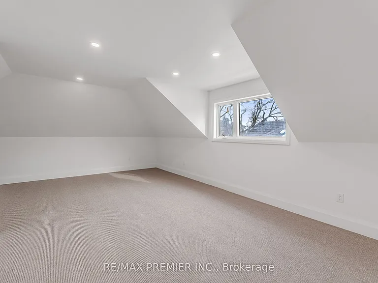 5 Killarney Rd #3 — Photo 4