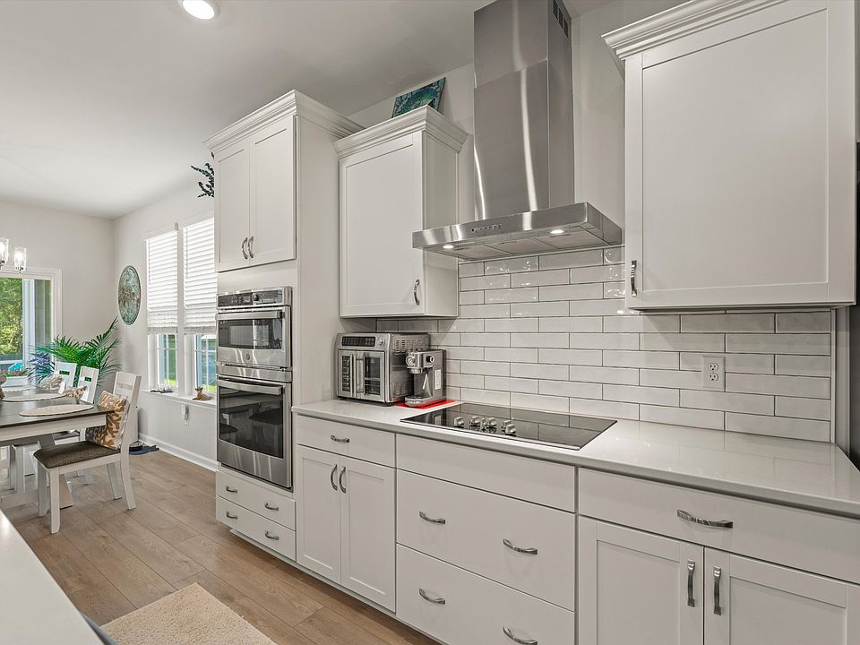 1st image of 106 Baneberry Ln