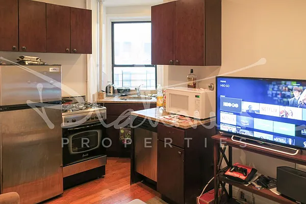 Rented by Platinum Properties | media 34