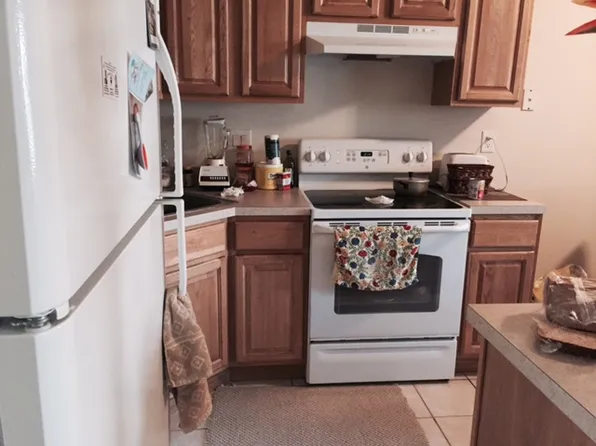 77 Liberty St APT 33, Little Ferry, NJ 07643
