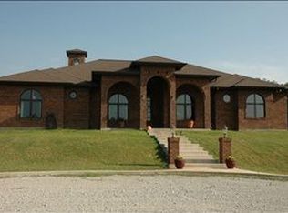 831 Cemetery Rd, Decatur, TX 76234