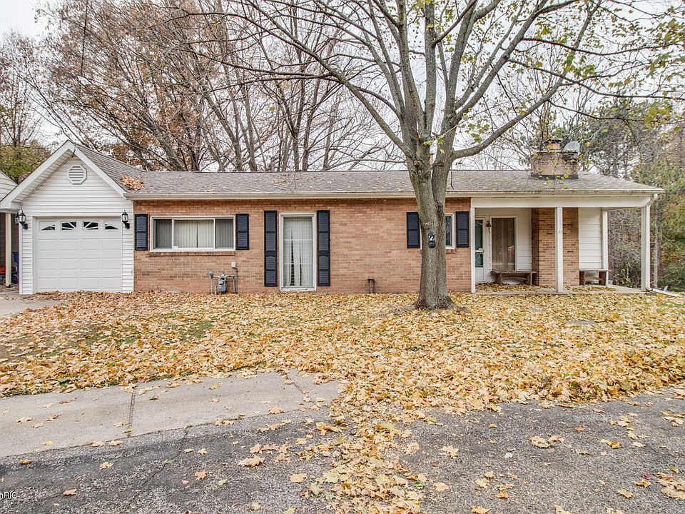 1st image of 43 Foster Dr